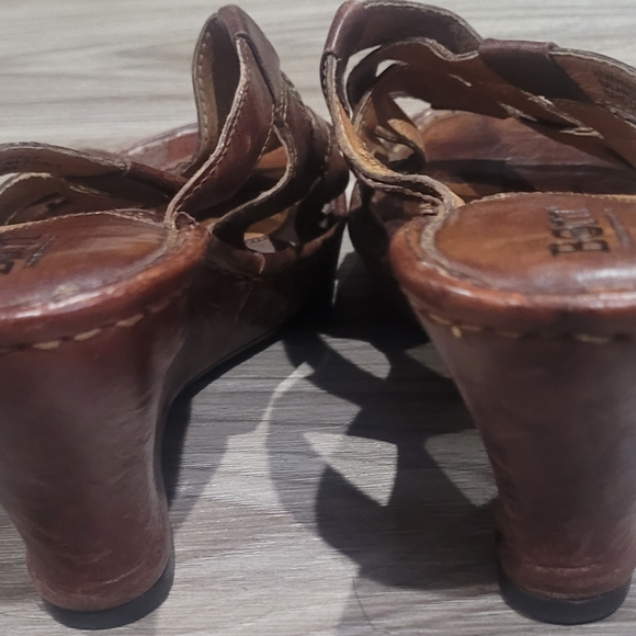 BORN Sandals Platform Wedge Heels Marble Leather Strappy Open Toe size 7  - Picture 4 of 6
